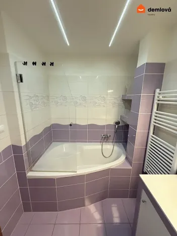Pronájem bytu 3+1, Ostrava, Poděbradova, 69 m2