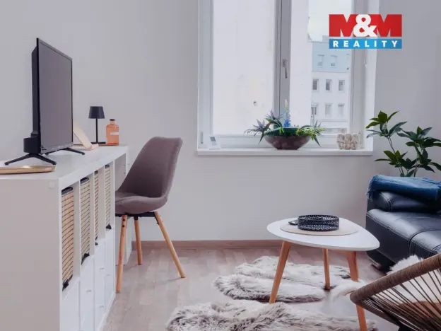Pronájem bytu 1+kk, Jablonec nad Nisou, Máchova, 38 m2
