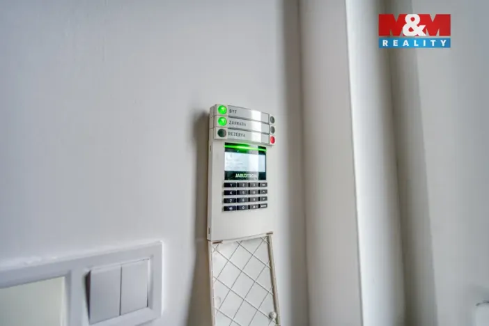 Prodej bytu 4+kk, Králův Dvůr - Křižatky, Na Vinohradech, 94 m2