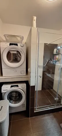 Pronájem bytu 2+1, Liberec, Seniorů, 64 m2