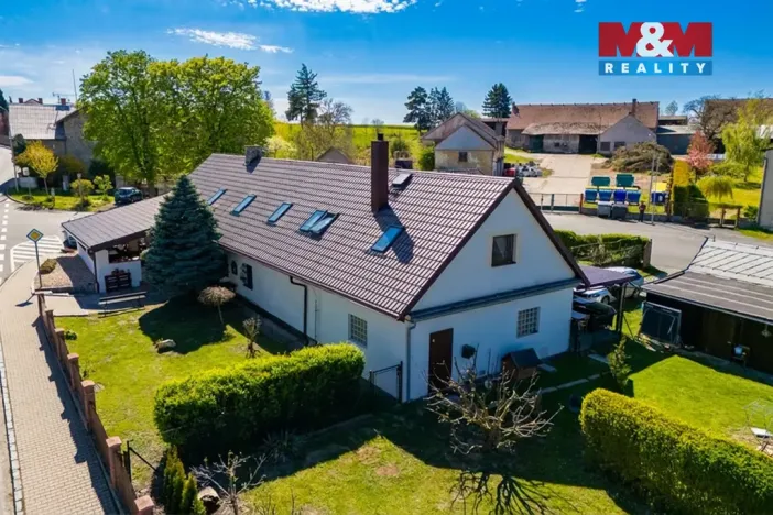 Prodej rodinného domu, Suchdol, 390 m2