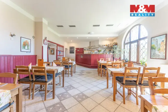 Prodej rodinného domu, Suchdol, 390 m2