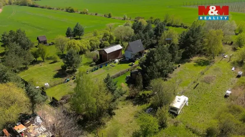Prodej zahrady, Louny, 976 m2