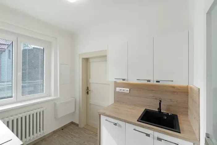 Prodej komerční nemovitosti, Praha, V Podbabě, 90 m2