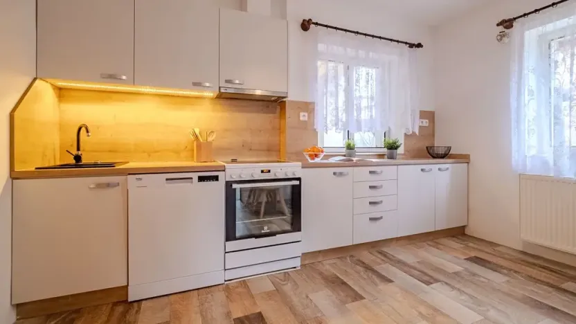 Prodej rodinného domu, Poděbrady, Růžová, 230 m2