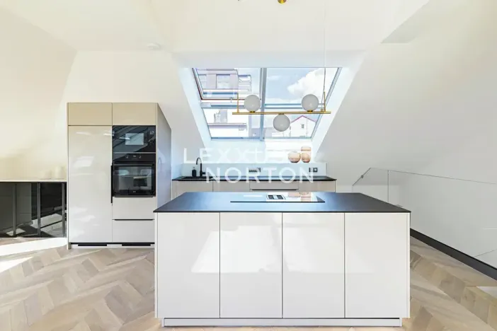 Pronájem bytu 4+kk, Praha - Vinohrady, Šafaříkova, 119 m2
