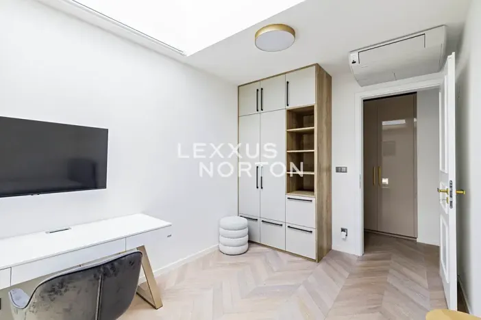 Pronájem bytu 4+kk, Praha - Vinohrady, Šafaříkova, 119 m2