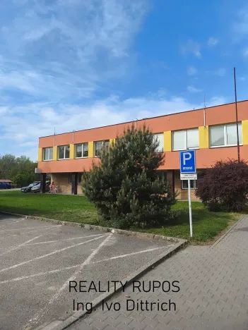 Pronájem ordinace, Oslavany, Letkovská, 66 m2