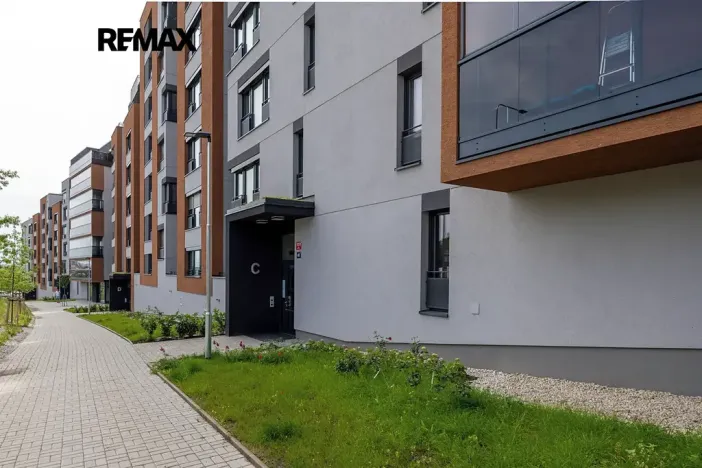 Prodej bytu 1+kk, Praha - Háje, Sochorcova, 33 m2