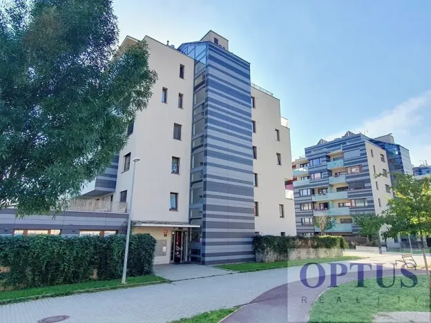Pronájem bytu 3+kk, Praha - Jinonice, Pod stolovou horou, 76 m2