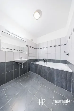 Prodej bytu 4+1, Litovel, Karla Sedláka, 75 m2