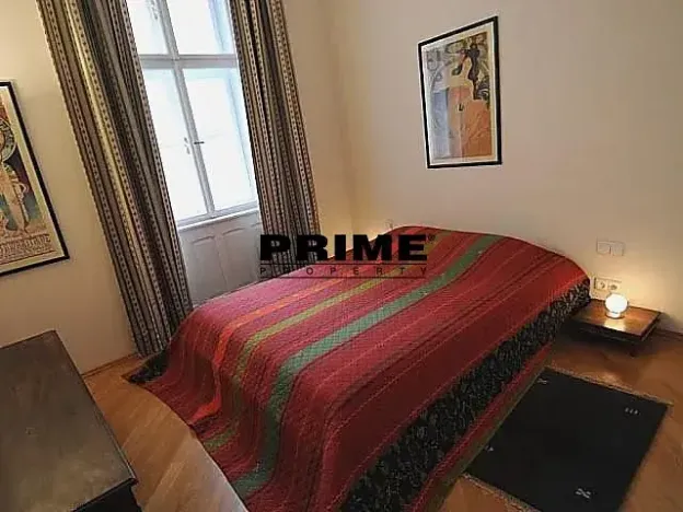 Pronájem bytu 3+1, Praha - Nové Město, Odborů, 81 m2