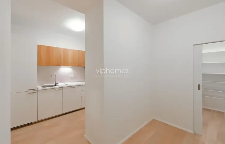 Pronájem bytu 1+kk, Praha - Vinohrady, Lucemburská, 30 m2