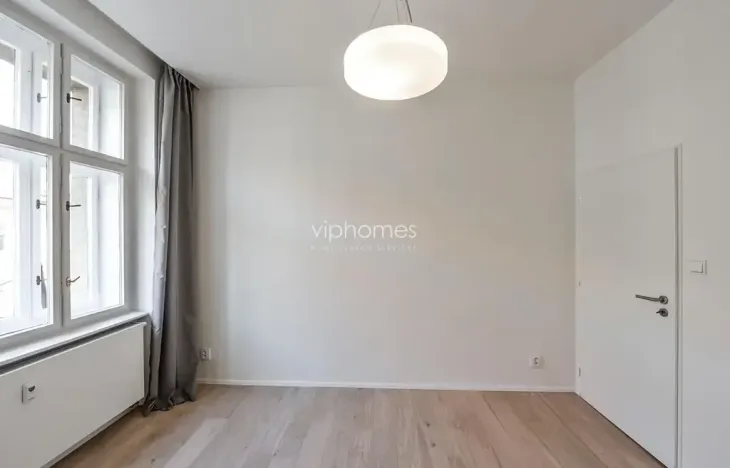 Pronájem bytu 1+kk, Praha - Vinohrady, Lucemburská, 30 m2