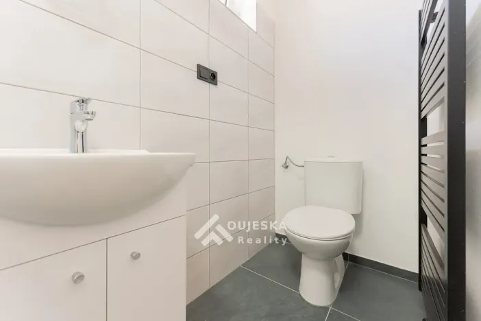Pronájem bytu 2+kk, Ivančice, Žerotínovo náměstí, 55 m2