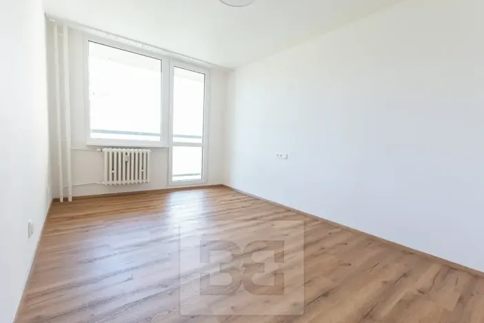 Pronájem bytu 3+kk, Praha - Kobylisy, Paláskova, 59 m2