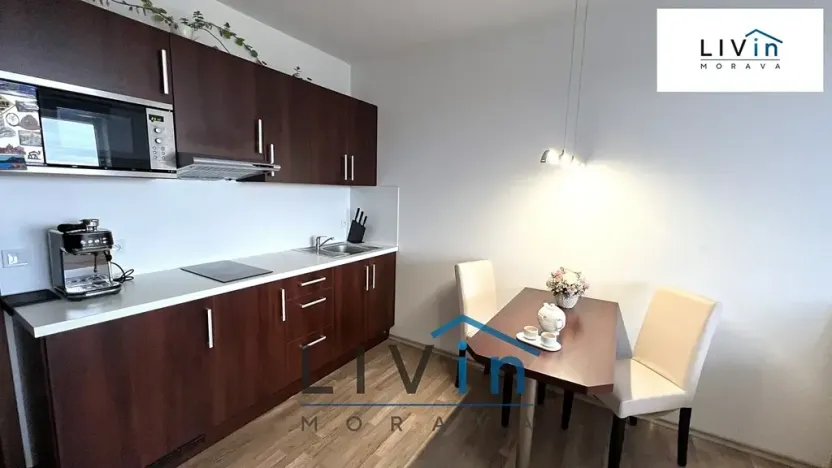 Pronájem bytu 1+kk, Olomouc, Janského, 37 m2