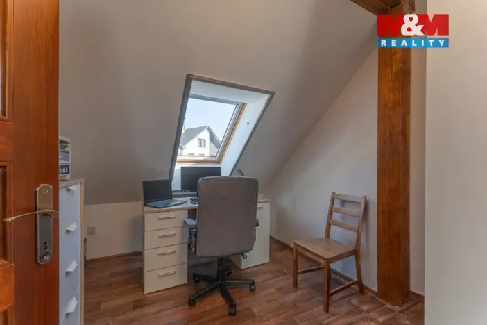 Prodej restaurace, Suchdol, 390 m2