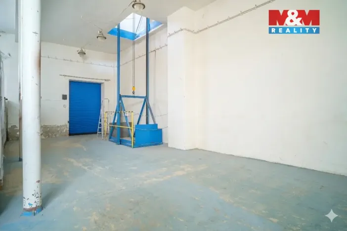 Prodej obchodního prostoru, Kadaň, Polní, 1200 m2