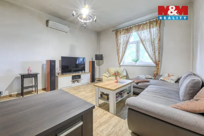 Prodej rodinného domu, Zahrádka, 300 m2