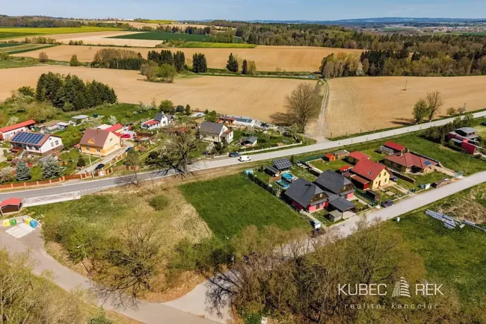 Prodej pozemku pro bydlení, Vesce, 1022 m2