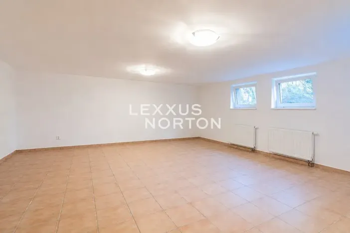 Pronájem rodinného domu, Průhonice, Pod Valem I., 450 m2