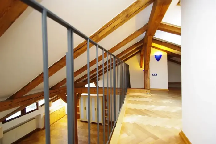 Pronájem atypického bytu, Praha - Karlín, Za Poříčskou bránou, 61 m2