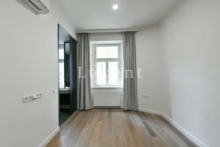 Pronájem bytu 4+kk, Praha - Vinohrady, náměstí Jiřího z Poděbrad, 107 m2
