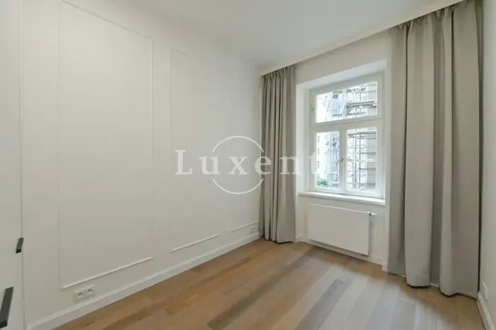 Pronájem bytu 4+kk, Praha - Vinohrady, náměstí Jiřího z Poděbrad, 107 m2