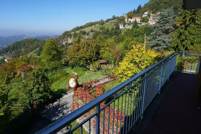 Prodej bytu 3+kk, Crocefieschi, Itálie, 80 m2