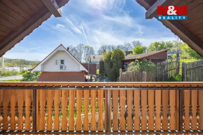 Prodej rodinného domu, Korozluky, 200 m2