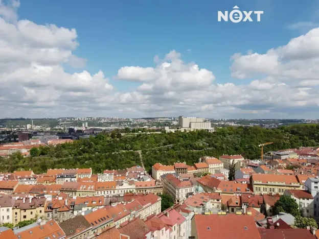 Prodej - jiné, Praha - Žižkov, Husitská, 6 m2