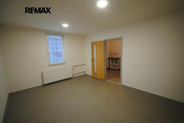 Prodej kanceláře, Praha, 226 m2