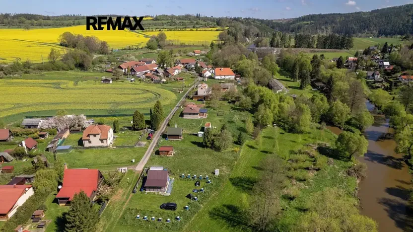 Prodej pozemku, Vlastějovice, 2100 m2