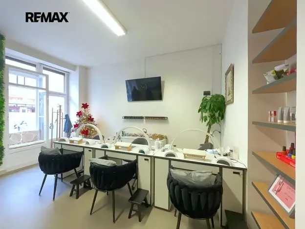 Prodej obchodního prostoru, Praha - Nusle, Jaromírova, 34 m2