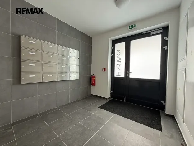 Pronájem bytu 2+kk, Dobřany, 52 m2