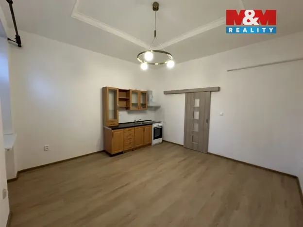Pronájem bytu 2+kk, Ústí nad Labem - Ústí nad Labem-centrum, Bělehradská, 34 m2
