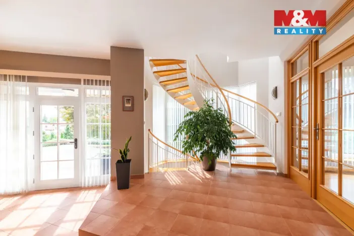 Prodej rodinného domu, Žlutava, 279 m2