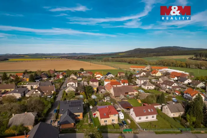 Prodej pozemku pro bydlení, Podluhy, 1040 m2