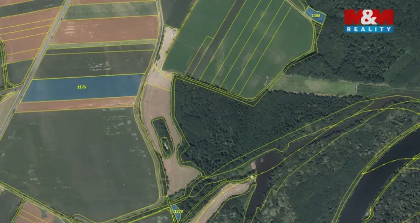 Prodej pozemku, Pňov-Předhradí, 151762 m2