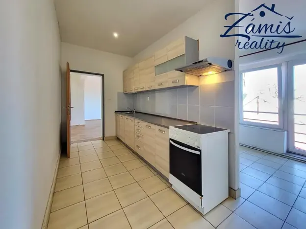 Pronájem bytu 2+kk, Nové Strašecí, U Školy, 52 m2