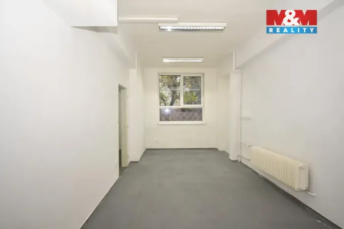 Pronájem obchodního prostoru, Ostrava - Hrabůvka, Tlapákova, 122 m2