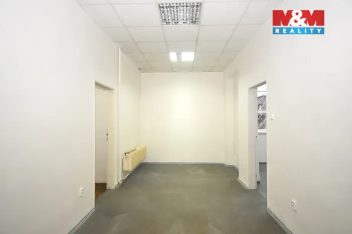 Pronájem obchodního prostoru, Ostrava - Hrabůvka, Tlapákova, 122 m2