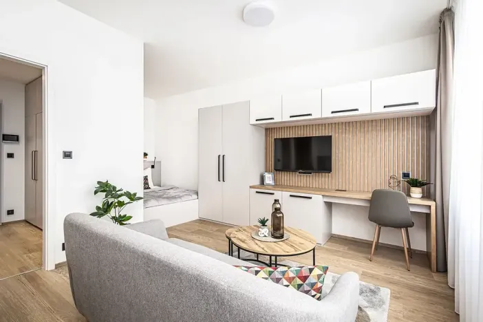 Pronájem bytu 1+kk, Praha - Karlín, Pobřežní, 27 m2