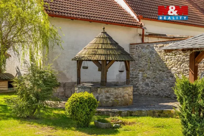 Prodej rodinného domu, Struhařov - Bořeňovice, 343 m2
