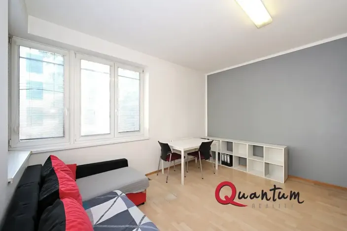 Pronájem kanceláře, Praha - Košíře, Plzeňská, 35 m2