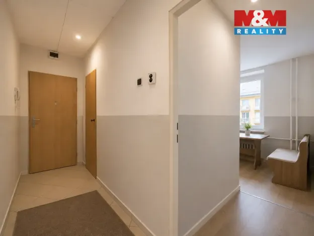 Prodej bytu 2+1, Bukovany, 53 m2