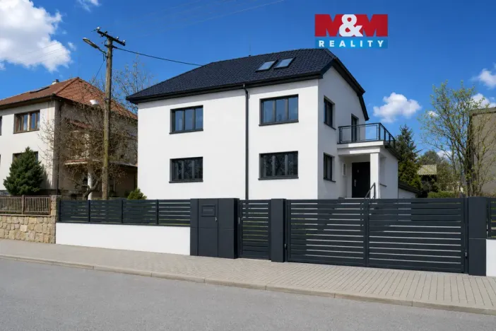 Prodej rodinného domu, Střítež, 200 m2