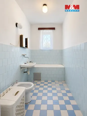 Prodej rodinného domu, Střítež, 200 m2