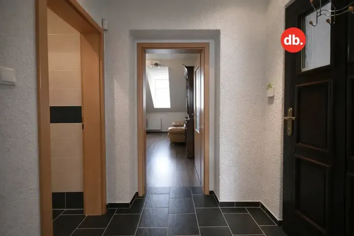 Pronájem bytu 2+kk, Karlovy Vary, náměstí Republiky, 55 m2